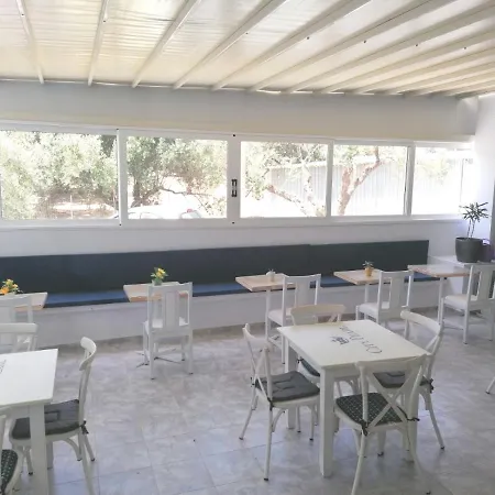 Hotel Pearl Hersonissos (Crete)