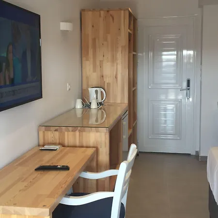 Готель Pearl 3*